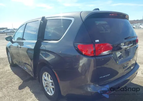 2022 Chrysler Voyager Lx z USA, uszkodzony, nr VIN 2C4RC1CG4NR215567